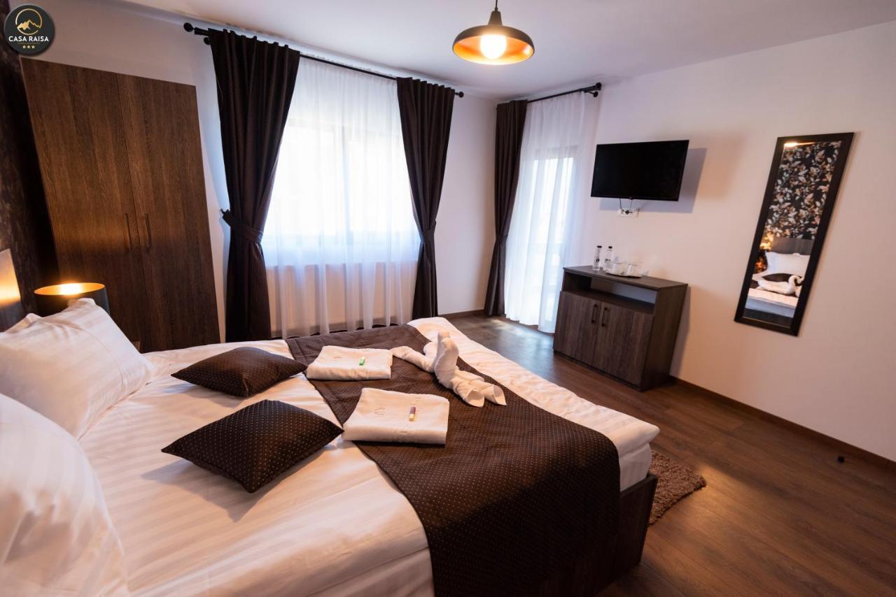 Casa Raisa Hotel Busteni Bagian luar foto