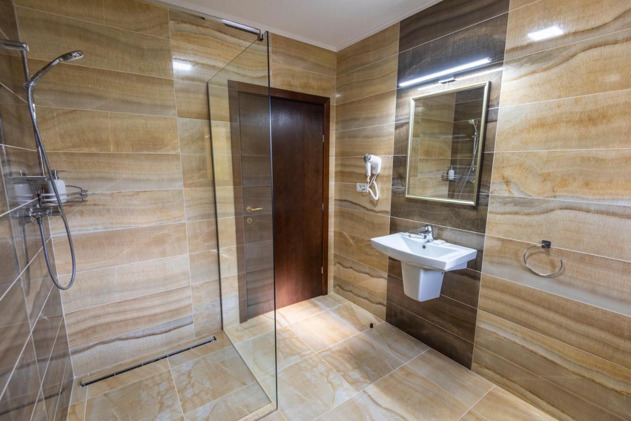 Casa Raisa Hotel Busteni Bagian luar foto