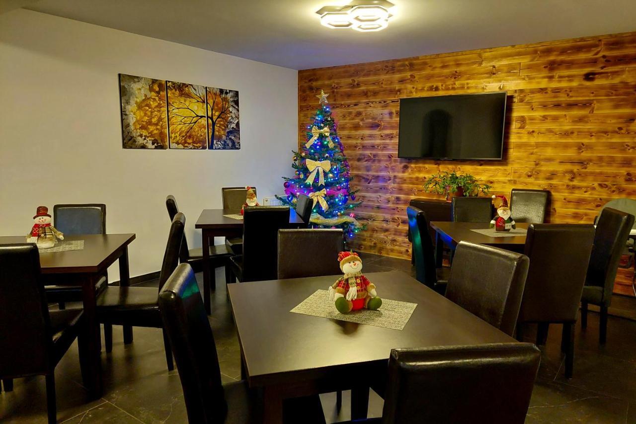 Casa Raisa Hotel Busteni Bagian luar foto
